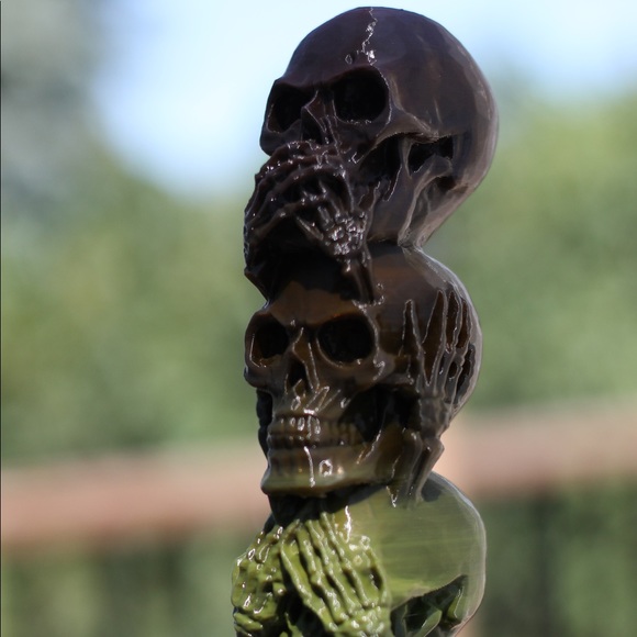 Skull statue - Picture 15 of 16